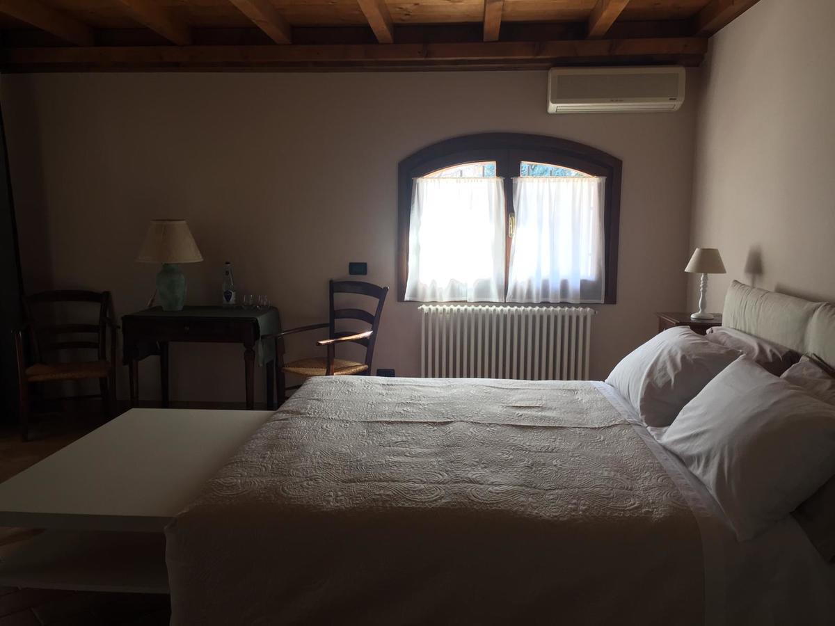 B&B Civico 7 Vignola  Eksteriør billede